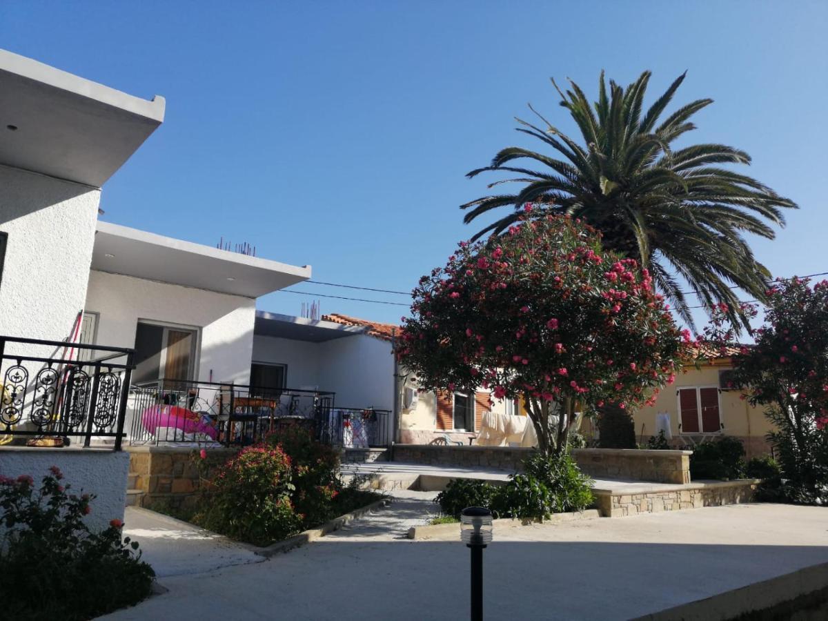 Alexander Apartments Nea Koutali Exterior photo